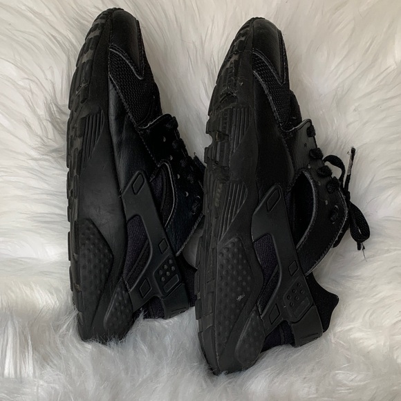 Youth Nike Unisex Huarache Run Triple Black - Picture 3 of 8